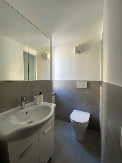 Trastevere Design Apartment โรม ภายนอก รูปภาพ